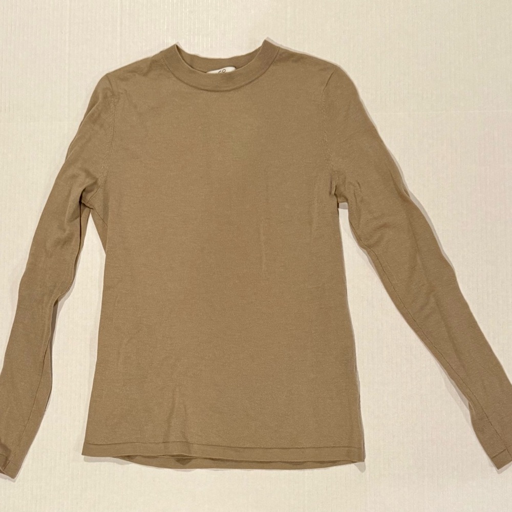 CO Long Sleeve Crew Neck in Fine Cashmere Taupe Size Small EUC